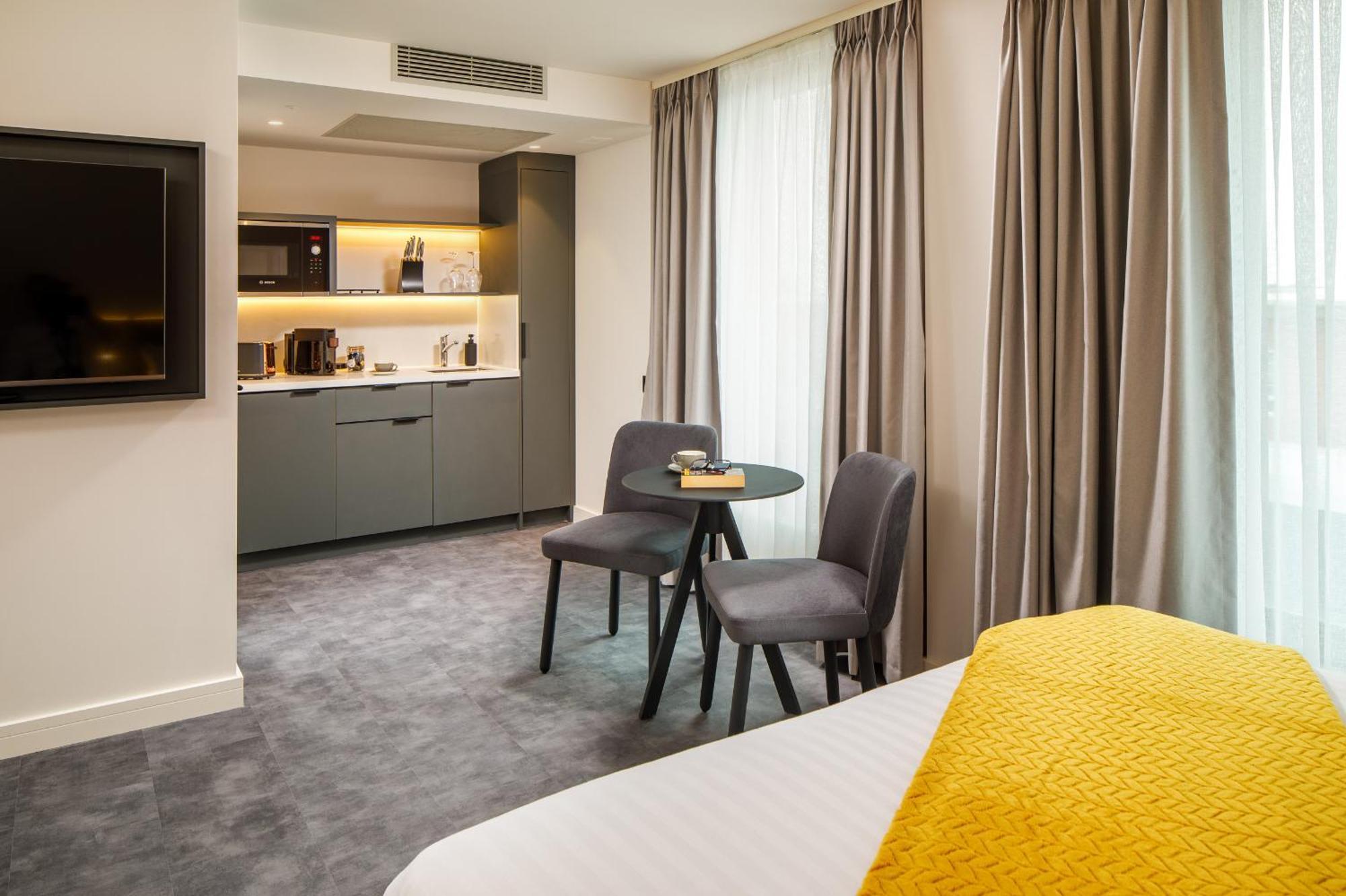 Southgate Hotel London East Barnet Eksteriør bilde